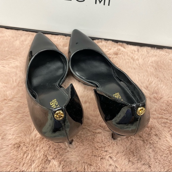 Michael Kors MK Black Patent Leather Heels (Size 8.5) - Authentic - Picture 4 of 11